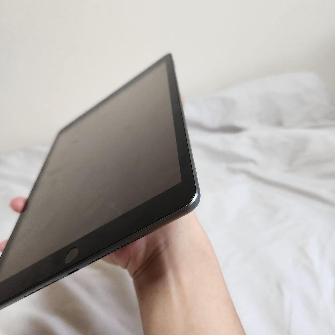 Apple iPad 第7世代 バッテリー容量100% SIM フリー