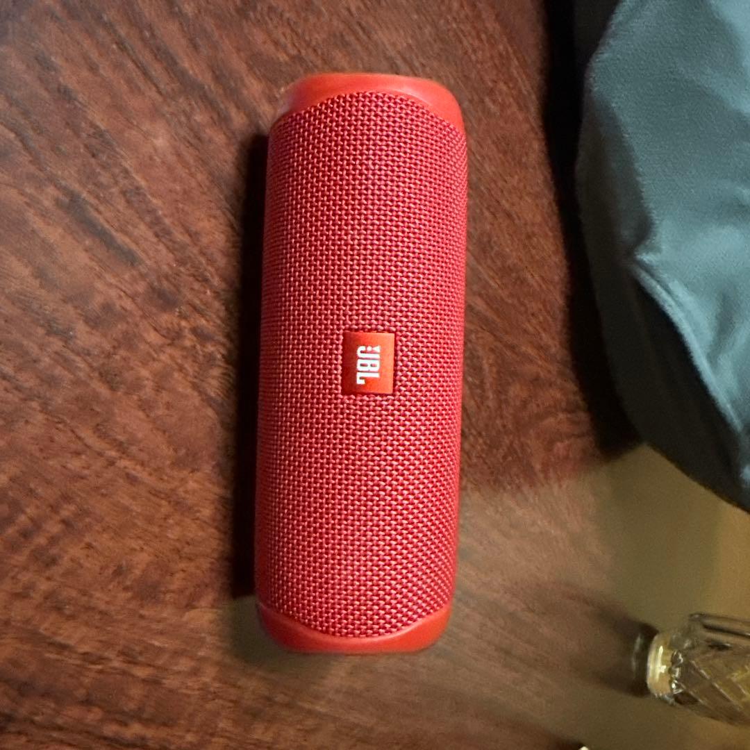 JBL ポータブルスピーカー レッド