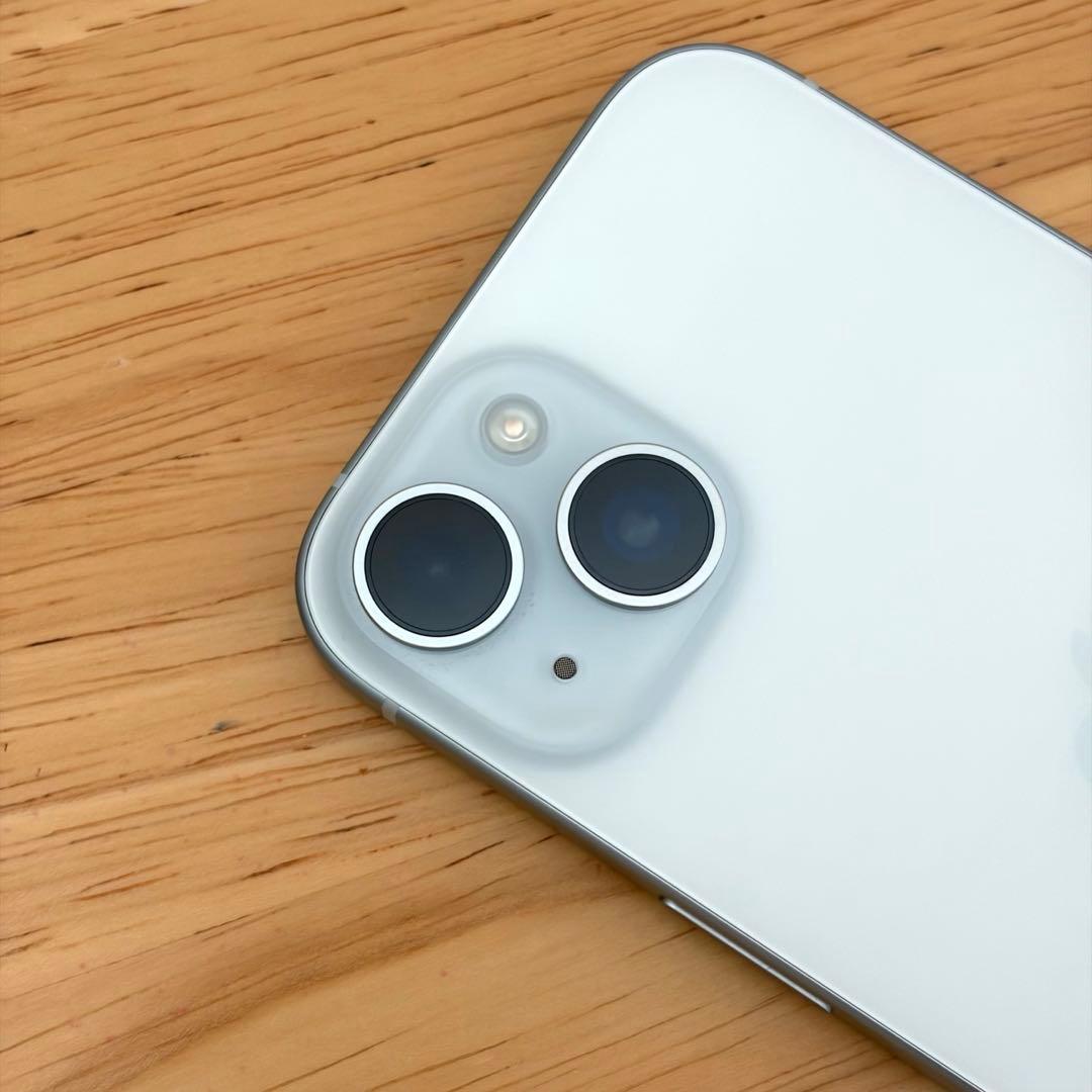 【美品】iPhone15 128GBブルーSIMフリーApple Store購入