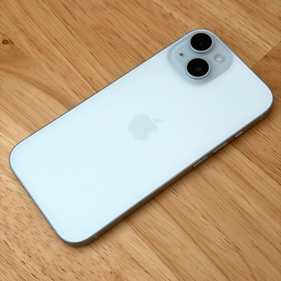 【美品】iPhone15 128GBブルーSIMフリーApple Store購入