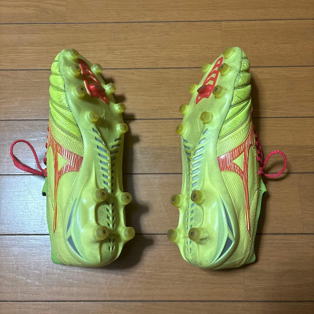 ミズノ　モレリアNEO 4 β　JAPAN サッカースパイク　モレリアネオ4