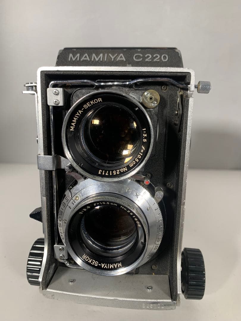 MAMIYA C220 二眼レフカメラ　10.5cm f/3.5付