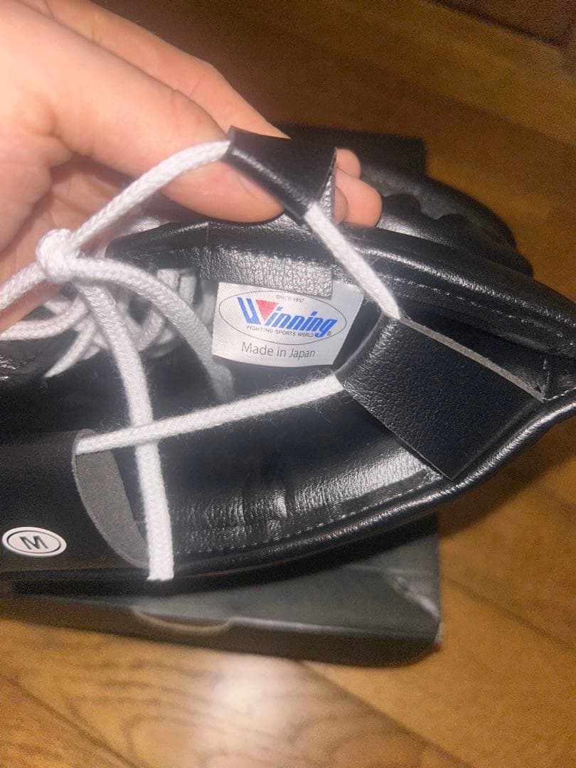 Winningボクシング ヘッドギア Mサイズ 黒
