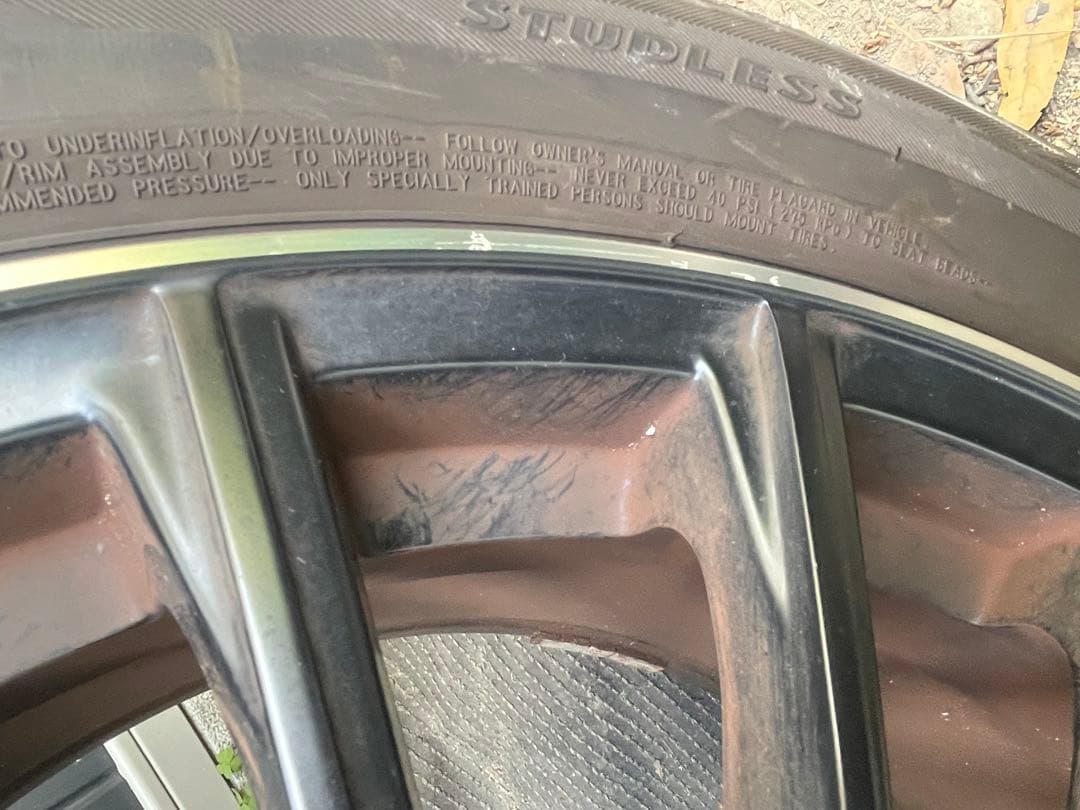 最終値下げ　メルセデスベンツ　19インチBKホイール　GLC スタッドレスタイヤ