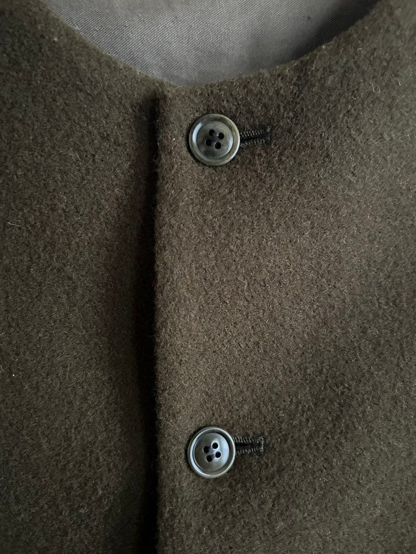 CONFECT ベスト　オリーブ