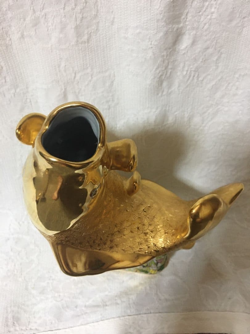 リキ(要プロフ確認) ベンジャロン焼き　タイ製 鯉の置物 花瓶 蓋付き湯の