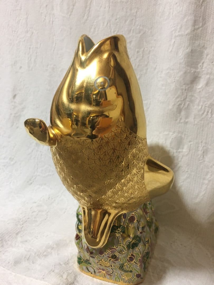 リキ(要プロフ確認) ベンジャロン焼き　タイ製 鯉の置物 花瓶 蓋付き湯の