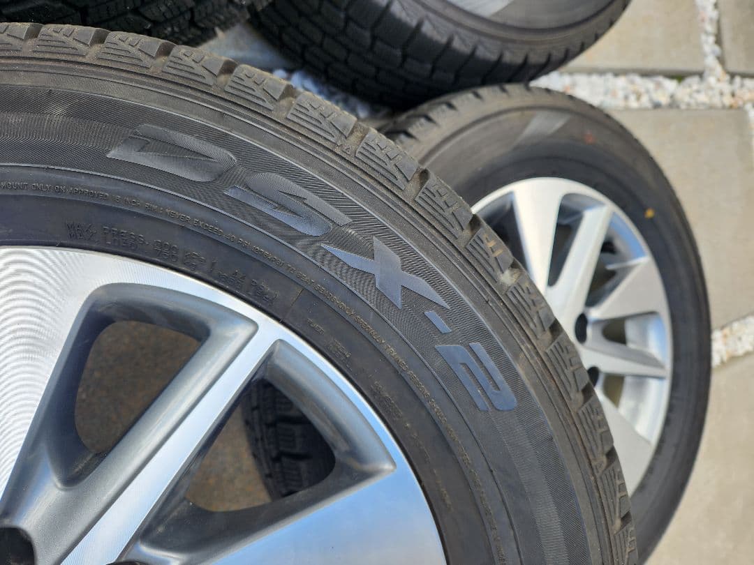 16インチ DUNLOPスタッドレスタイヤトヨタ ホイールセット