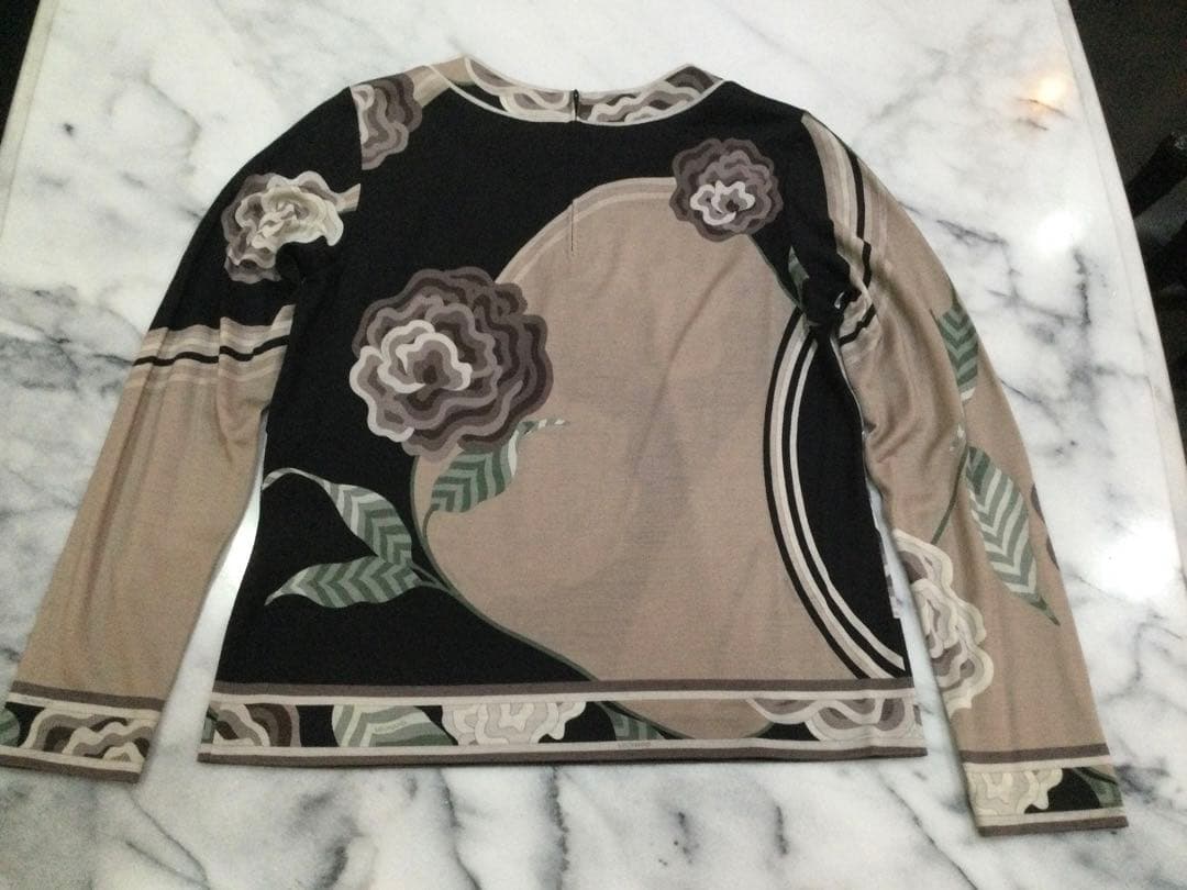 「レオナール」アンサンブル　新品未使用