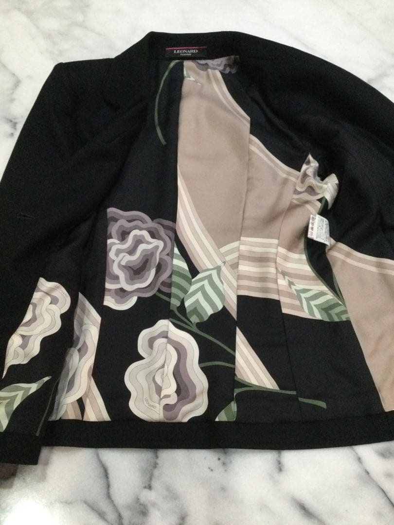 「レオナール」アンサンブル　新品未使用