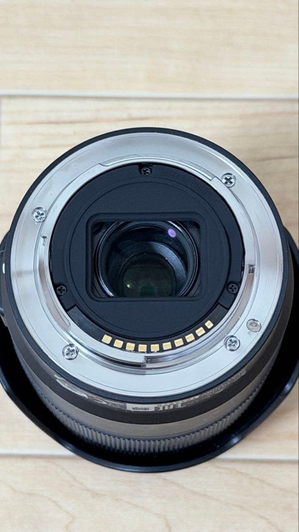 【美品】SONY α6400 + 18-135mmレンズキット箱・説明書あり