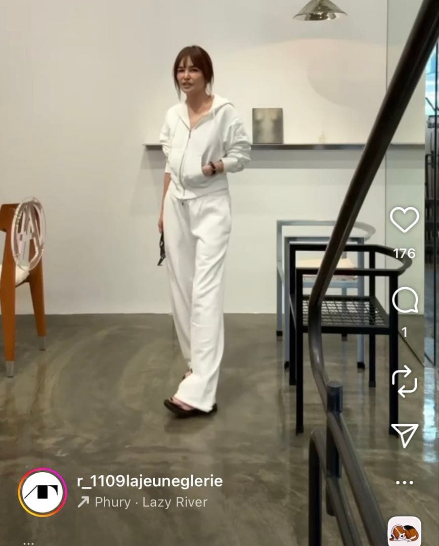 きよみ　舘かおりさん　梨花さん　LON TONE ZIP HOODIE