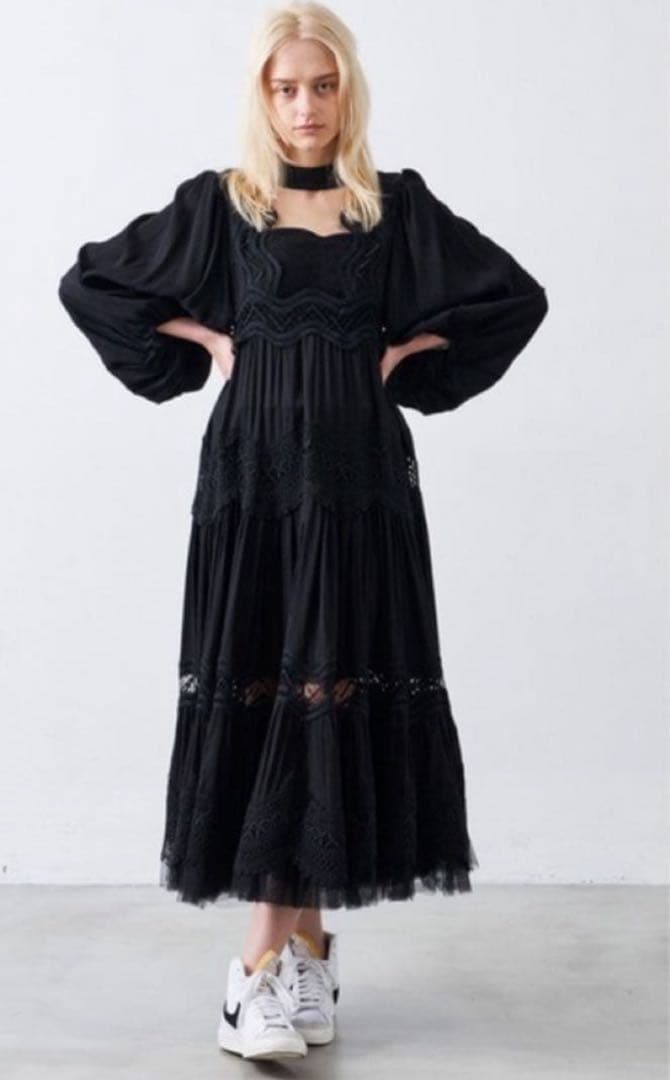 美品✨ ラベルエチュード　モチーフレースギャザーボリュームチョーカーワンピ一ス