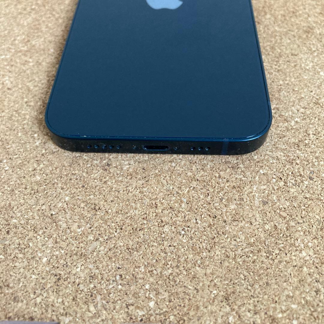 3699 電池新品☆比較的美品☆iPhone13 128GB SIMフリー☆