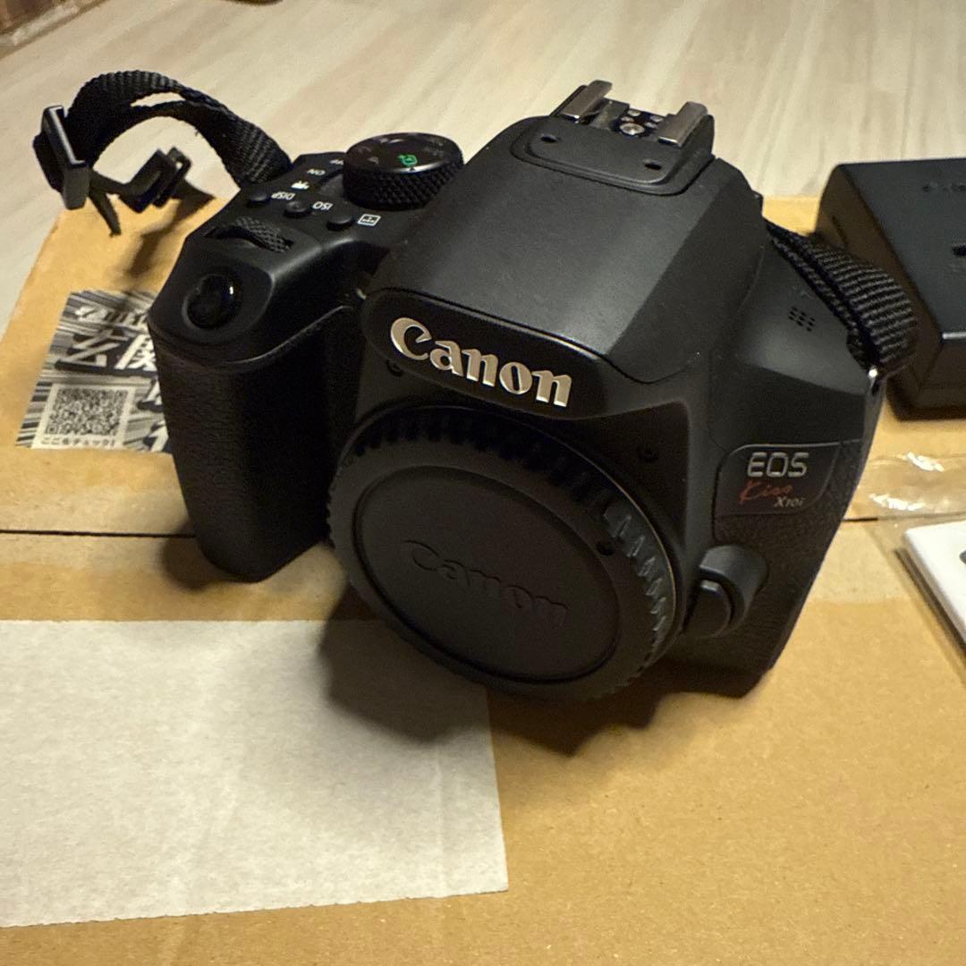 Canon EOS KISSx10i一眼レフカメラ 本体 バッテリー 説明書