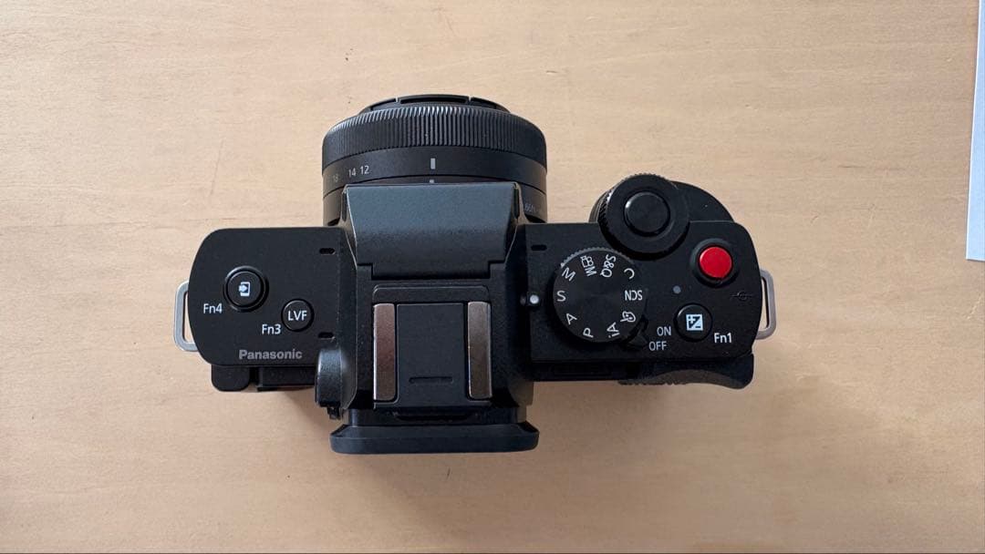 Panasonic LUMIX G100D ダブルズームキット＋レンズ一本