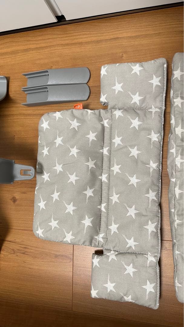 ストッケ　トリップトラップ　ベビーセット　カバー　トレー