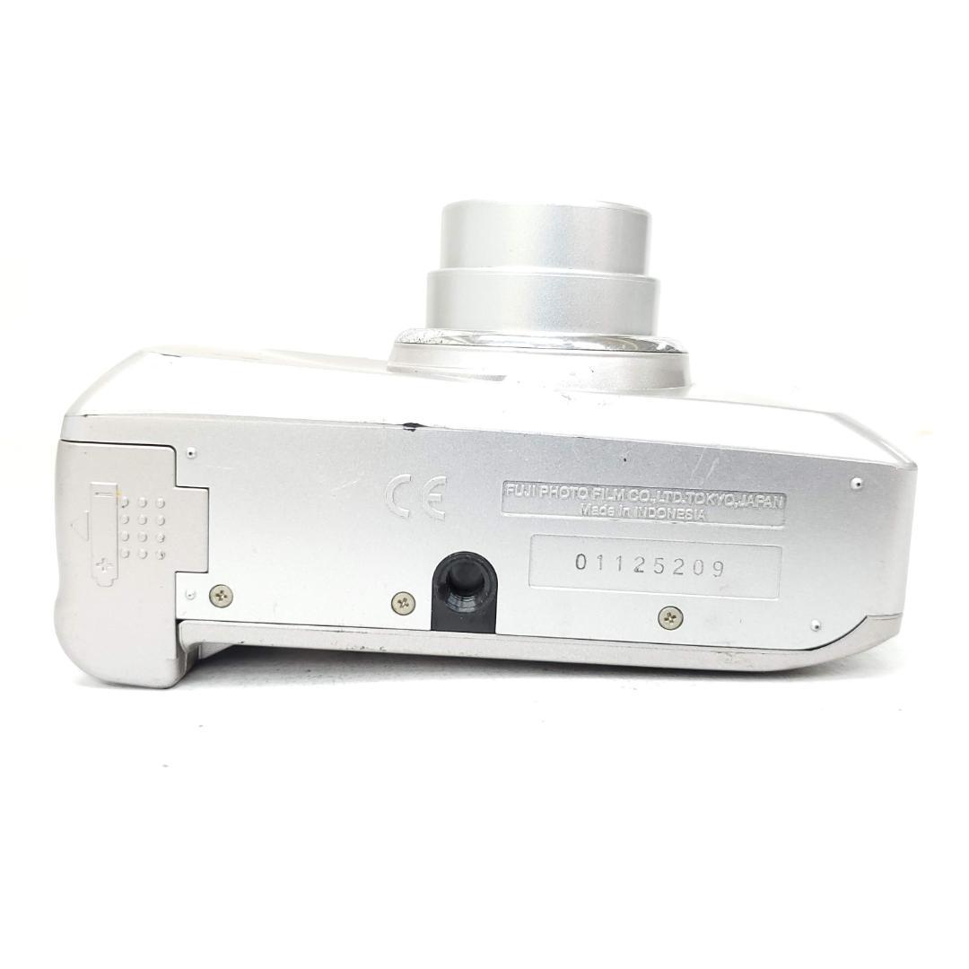 フィルムカメラ Fujifilm Silvi 90 F1225-170-1-27p p