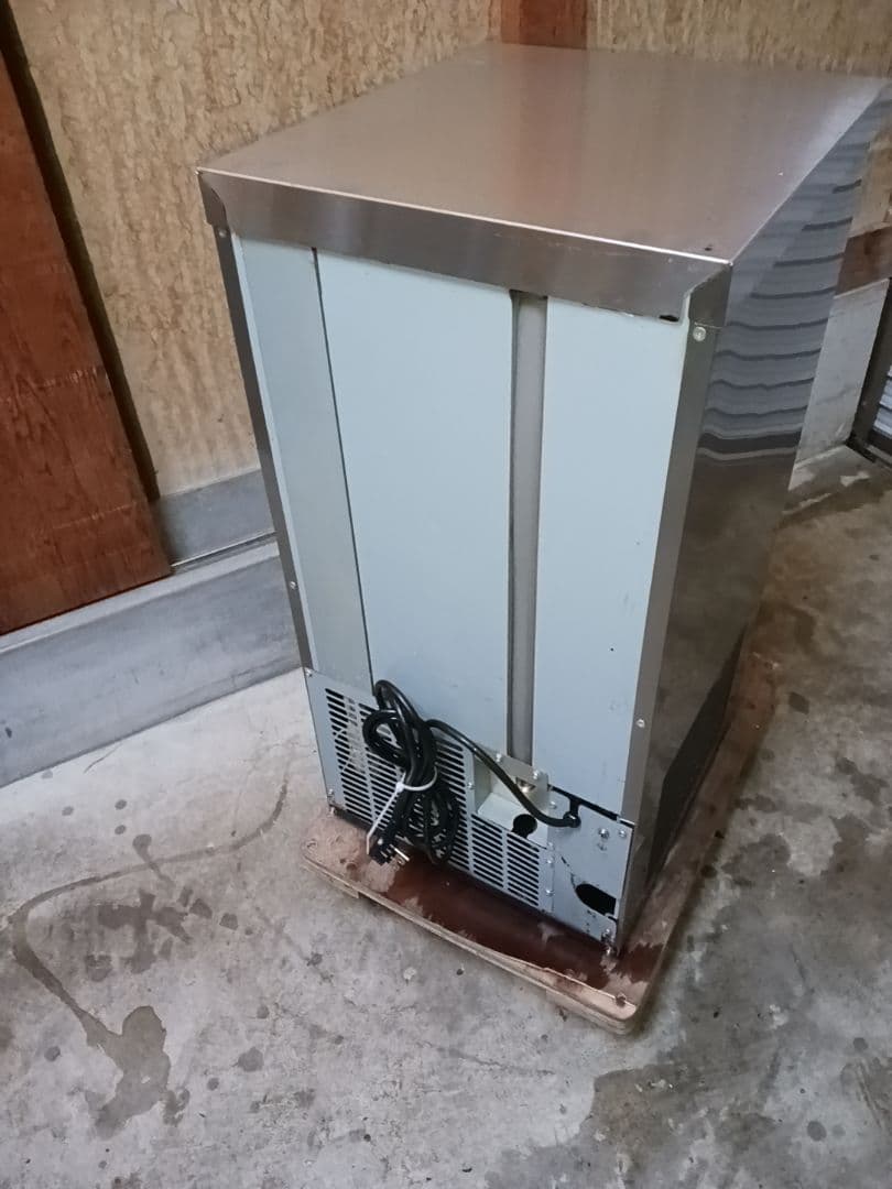 サンヨー　業務用製氷機　SIM-S28A　ホシザキ