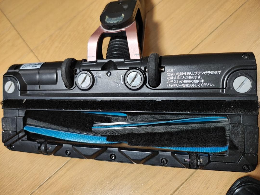 シャーク★コードレスクリーナー★CS150JRGAE★バッテリー新品と同等★