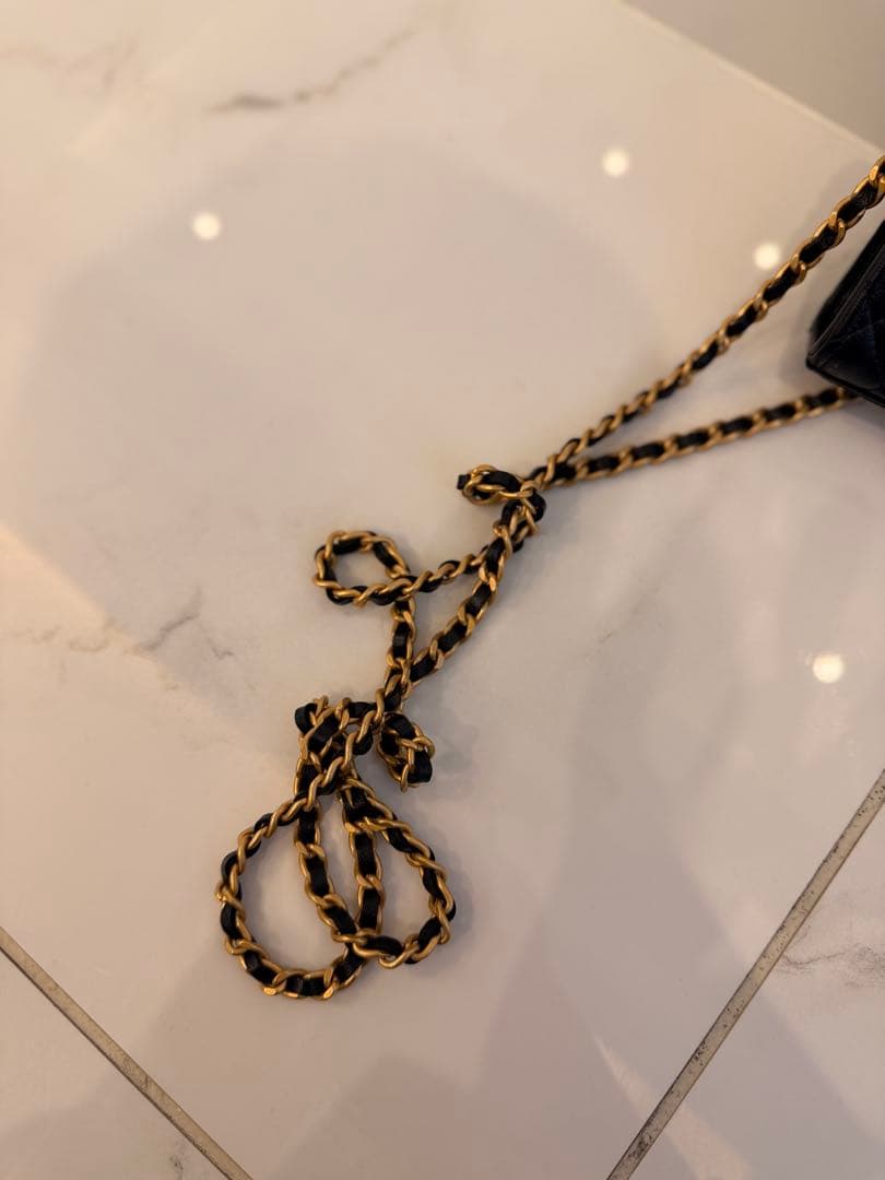 シャネルミニチェーンバッグ