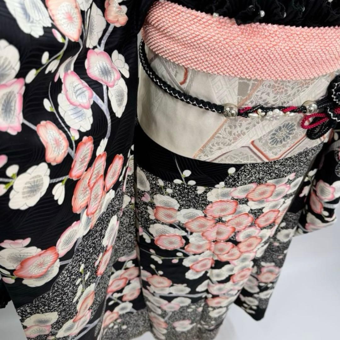 豪華振袖9点フルセット 地紋　銀駒刺繍　黒地　梅紋様　成人式　お正月　結婚式