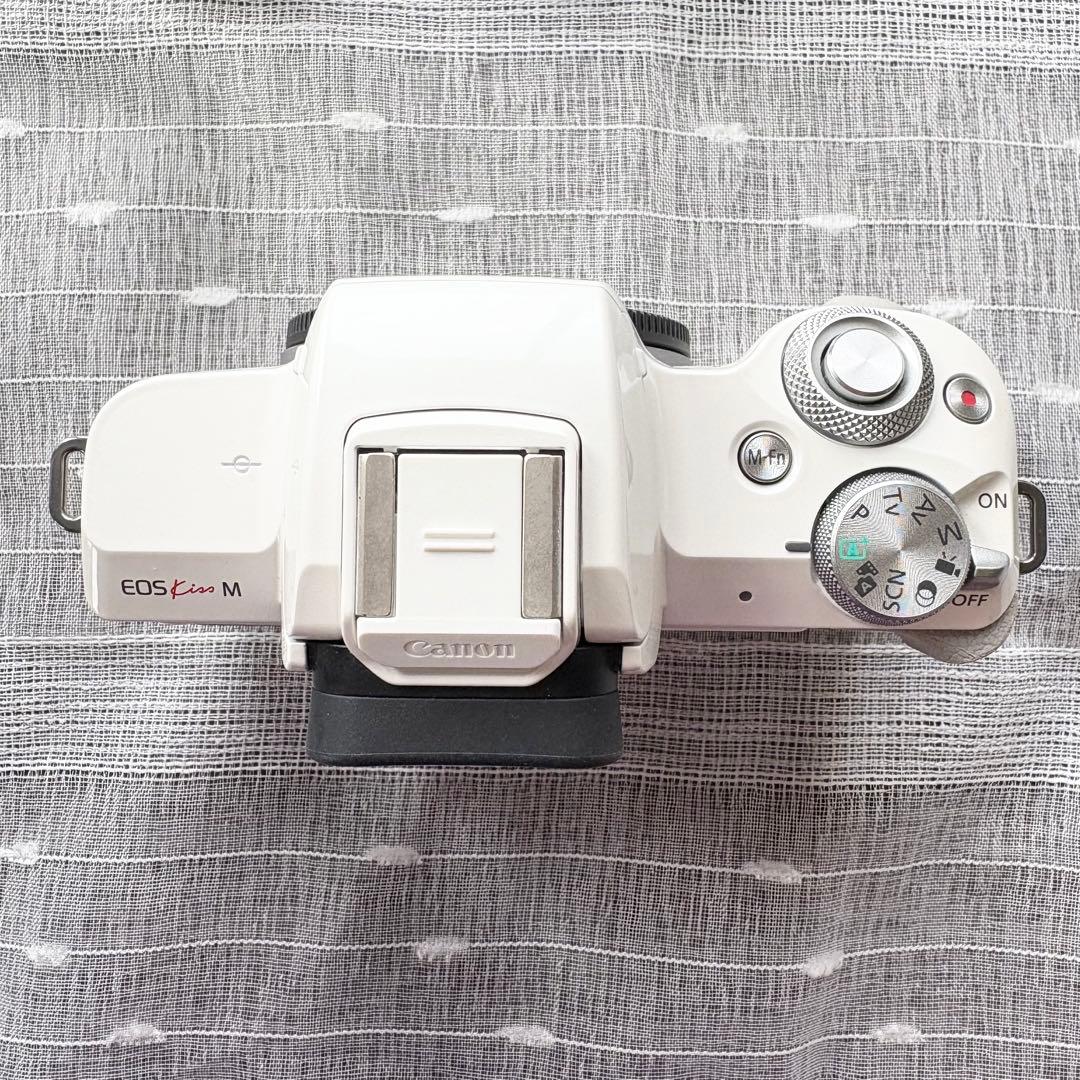 【美品】Canon KISS M(ホワイト)