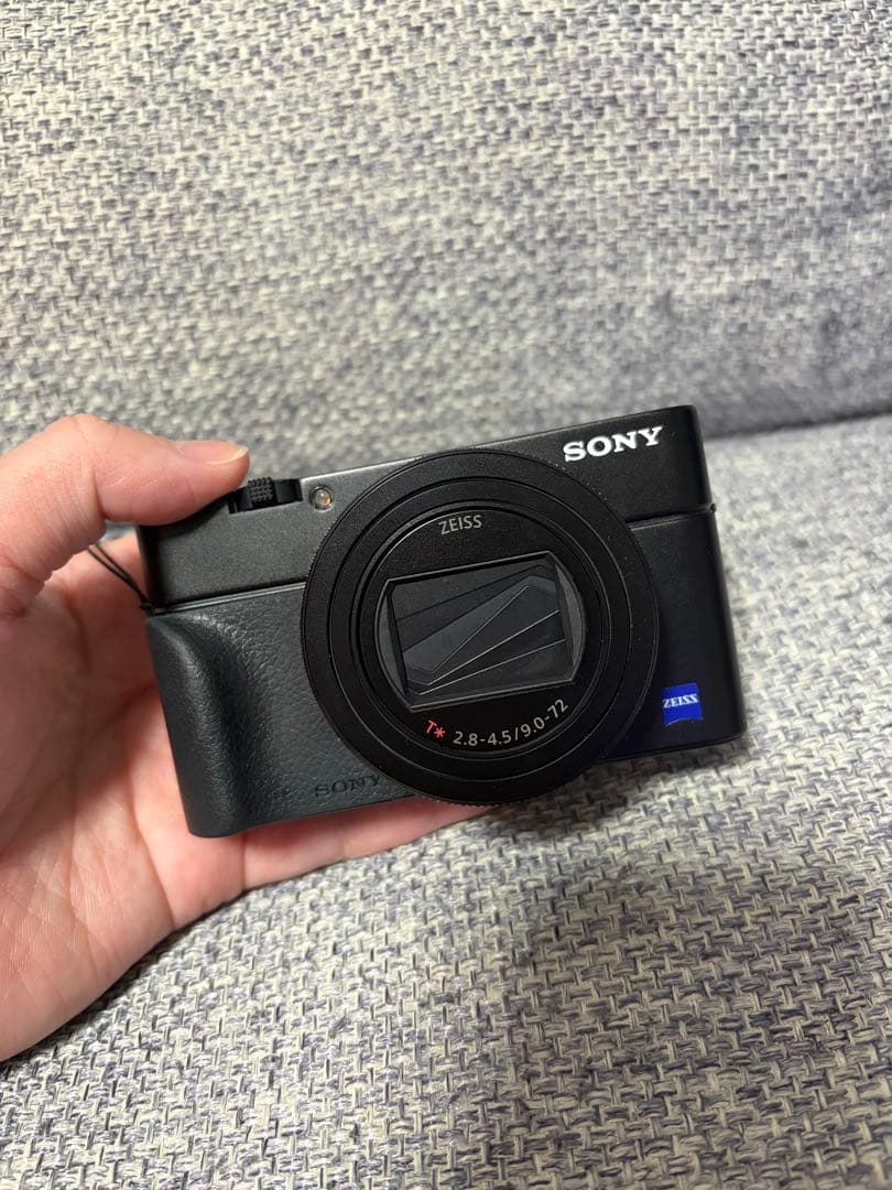 デジタルカメラ SONY RX100m7