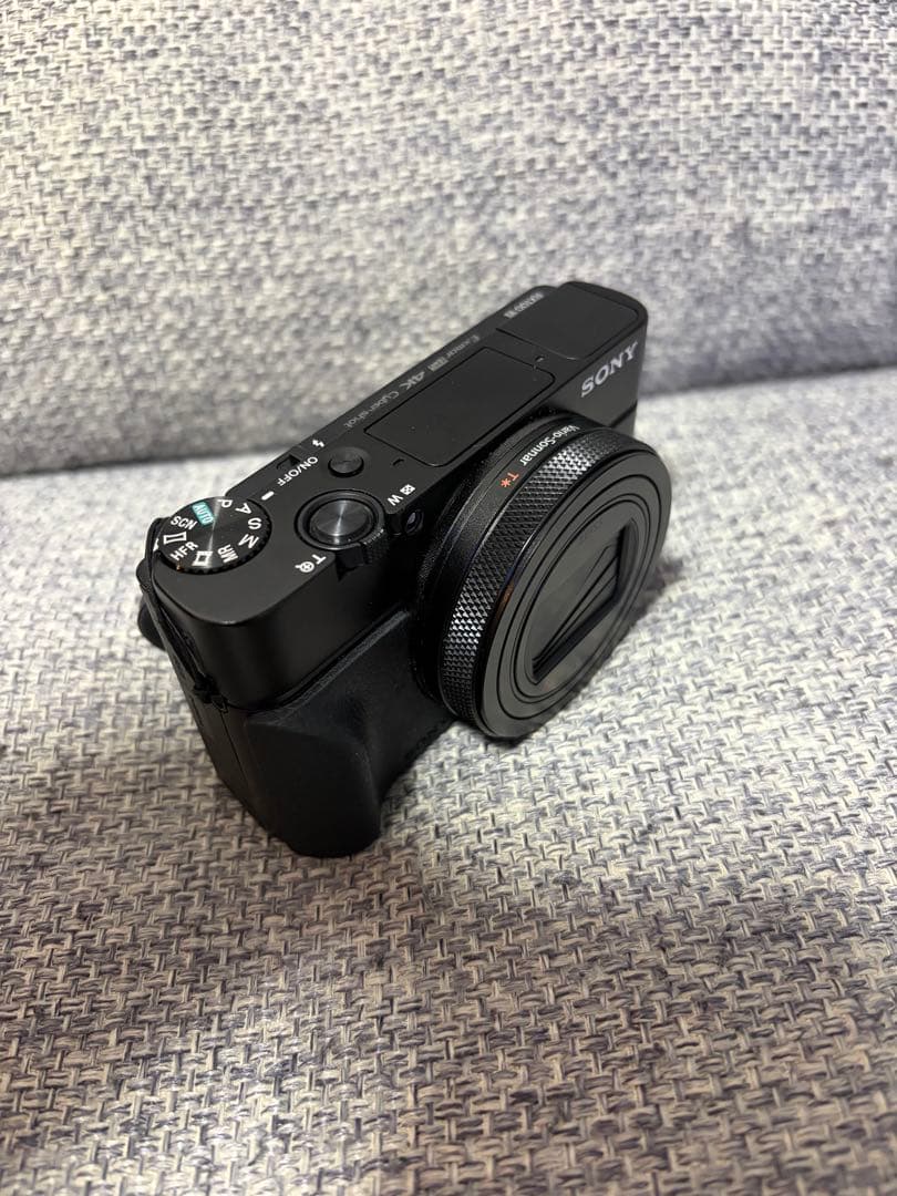 デジタルカメラ SONY RX100m7