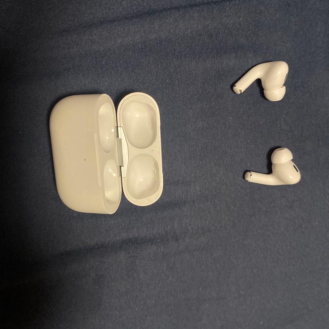 AirPods PRO 2 本体 ホワイト 充電ケース付き