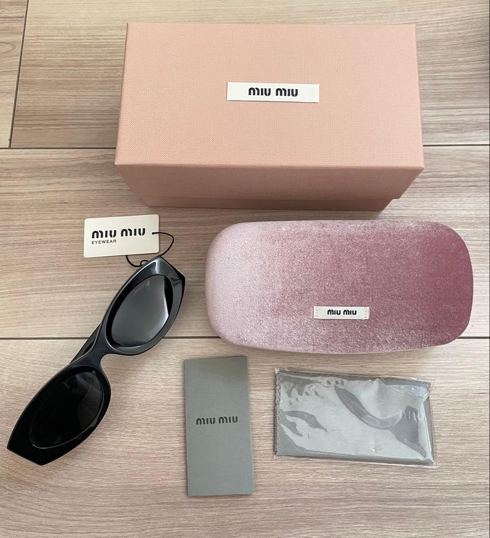 【新品同様】MIU MIU ミュウミュウ サングラス