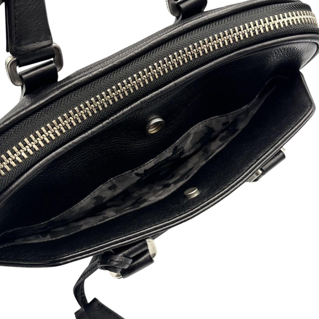 美品 アニアリ ミニブリーフケース 黒 レザー カモフラ iPad収納 B5