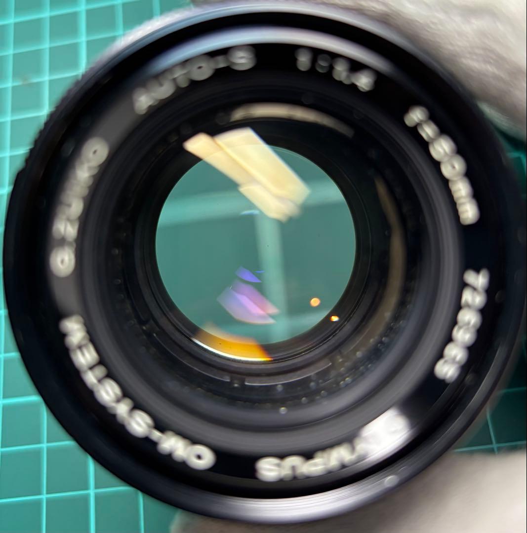 ★ OLYMPUS OM-2 (革ケース付)+ ★ 標準レンズ 50mm