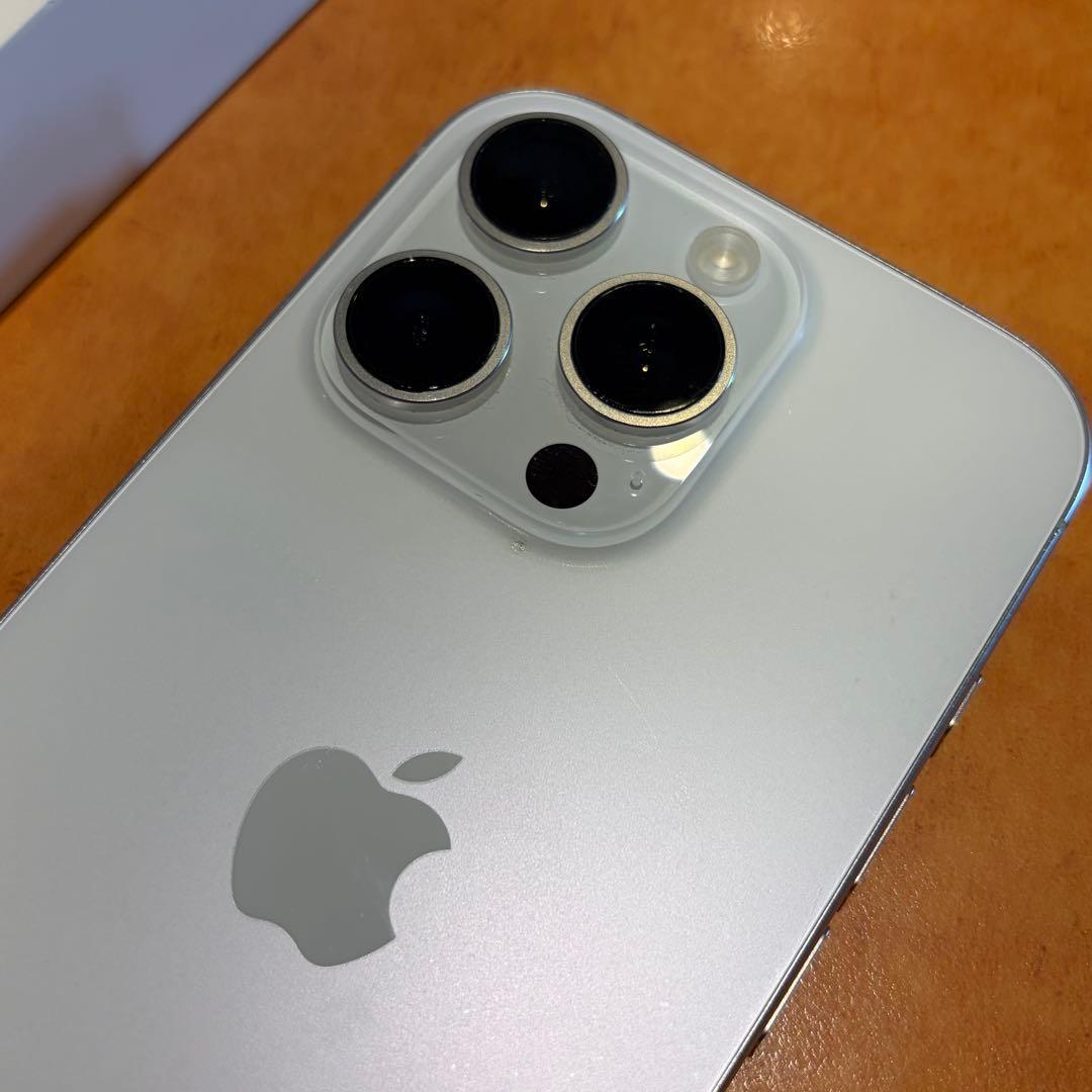 iPhone 16 Pro 256GB ホワイトチタニウム SIMフリー