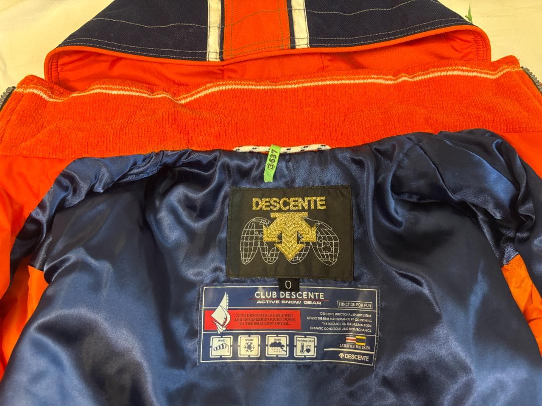 DESCENTEデサント スキースノーボードウェア オレンジ/ネイビー サイズO