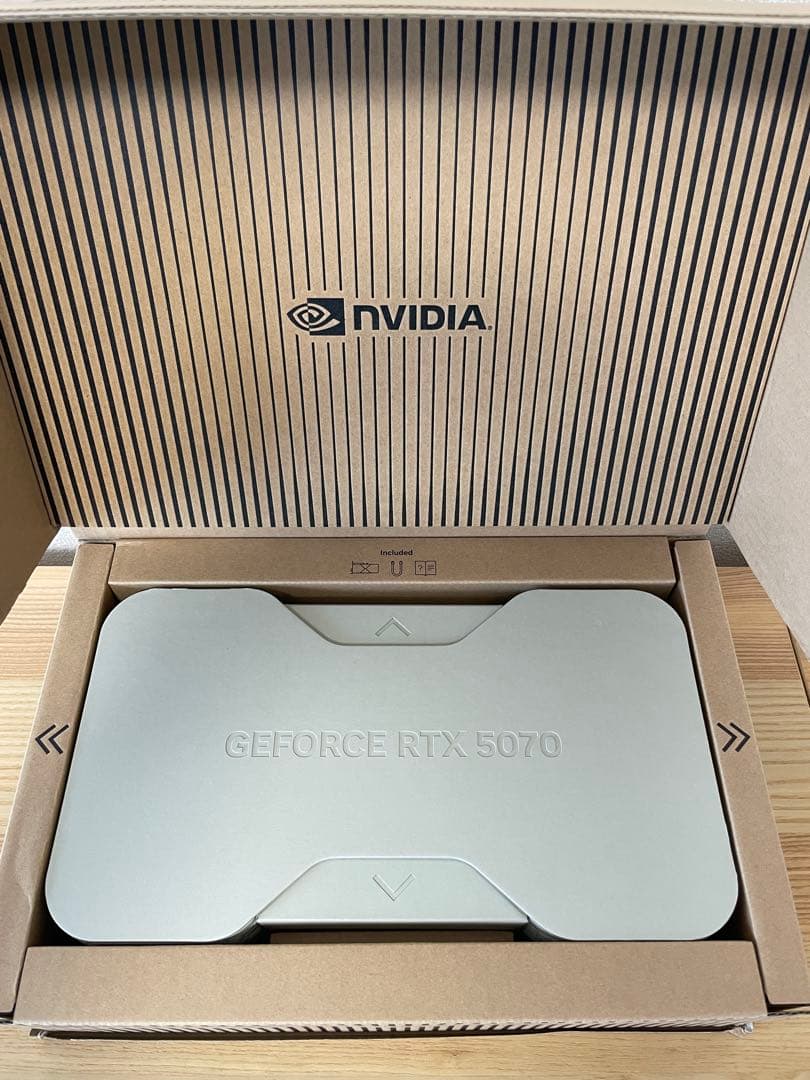 【新品未使用】RTX 5070 Founders Edition