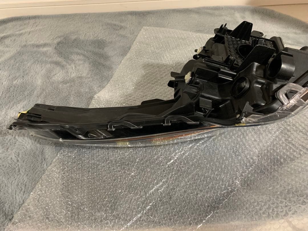 トヨタ 50系プリウス 前期 純正 LED 左 L 助手席側 ヘッドライト