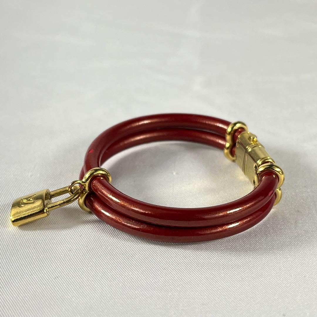 LOUIS VUITTON 赤 パテントレザー バングル キープイットカデナ