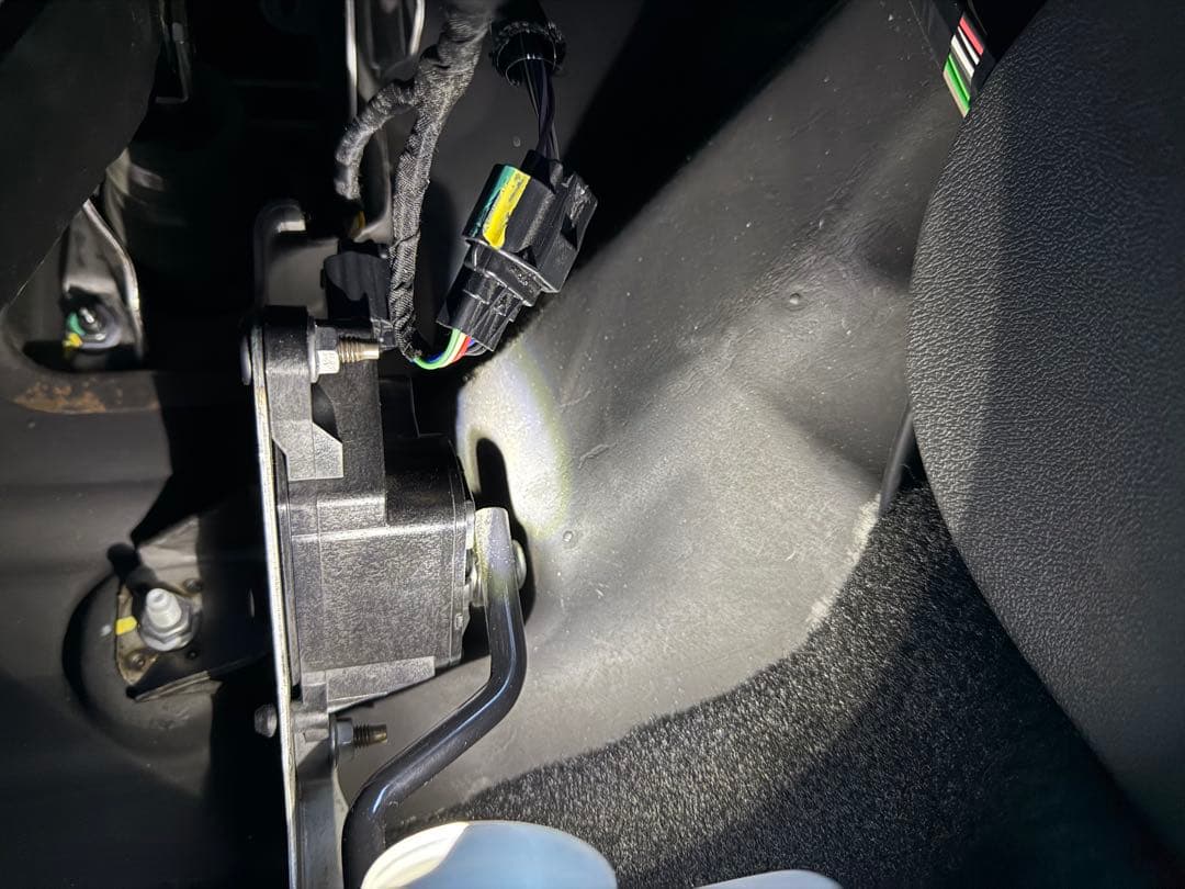 ルーテシア3 スロットルコントローラー