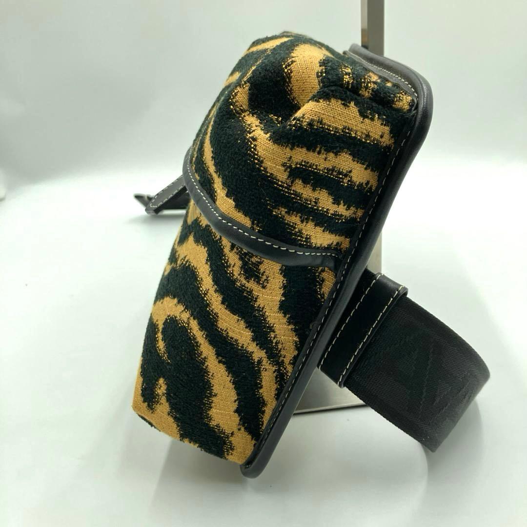 【Elmo】A VACATION　COCO ボディバッグ ウエストポーチ