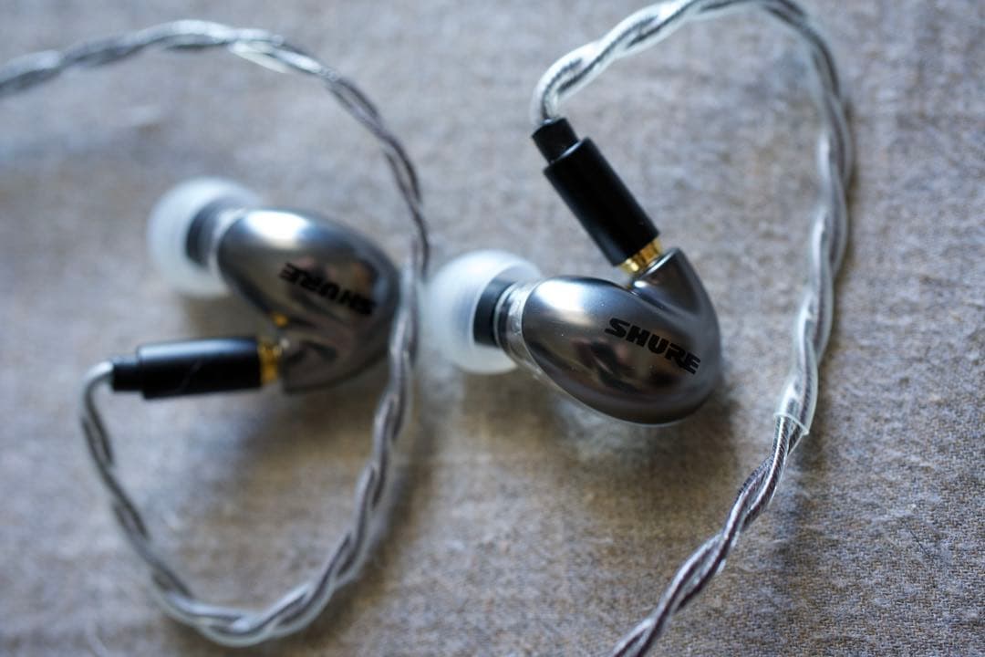 SHURE SE846 gen2 シルバー　ケーブル付き