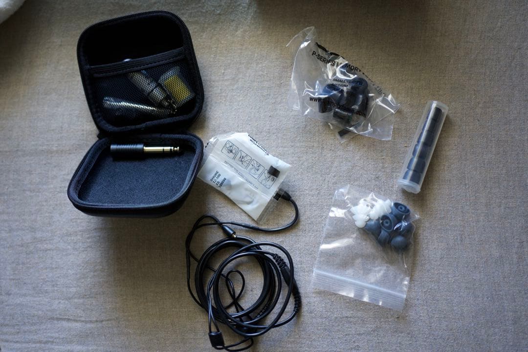 SHURE SE846 gen2 シルバー　ケーブル付き