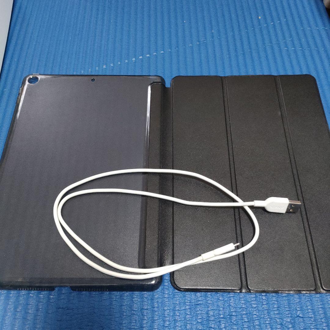 iPad 第9世代Wi-Fi 64GB シルバー アクセサリつき