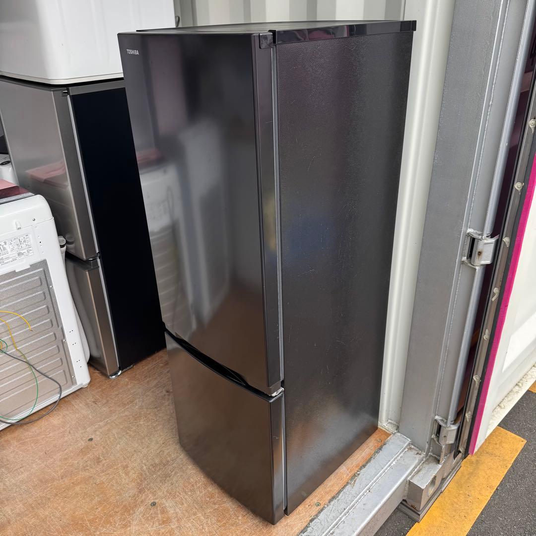 C7426★2023年製美品★東芝　冷蔵庫　黒　ブラック 大型　一人暮らし