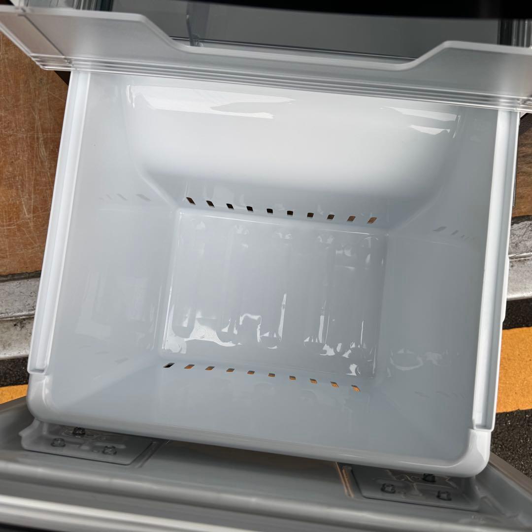 C7426★2023年製美品★東芝　冷蔵庫　黒　ブラック 大型　一人暮らし