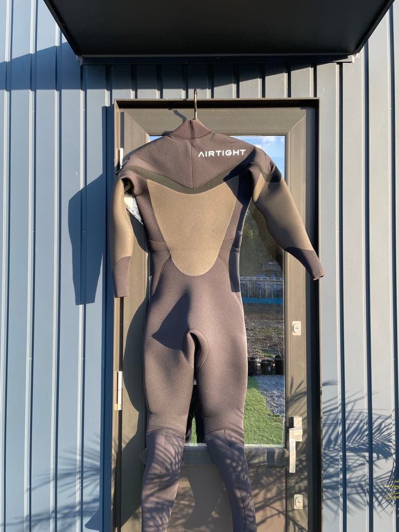 新品　AIRTIGHT ドライスーツ フルスーツ 5/3 ムラスポ　冬用