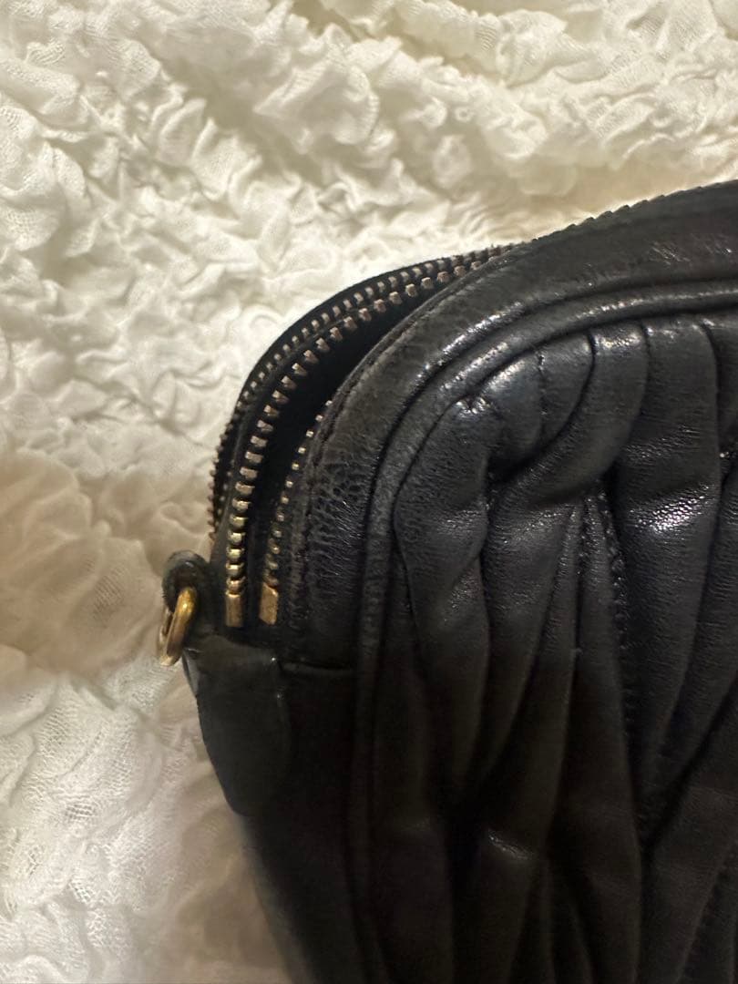 MIUMIU ミュウミュウ ショルダーバッグ マテラッセ 黒