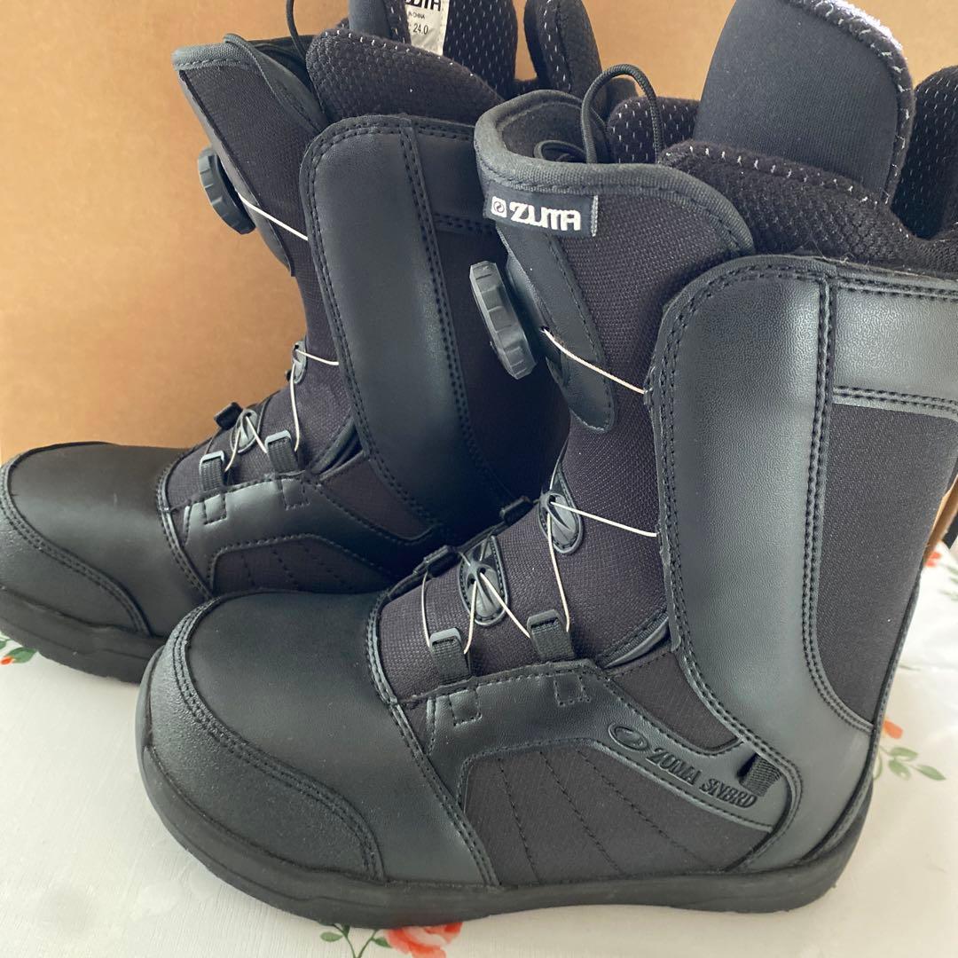 再再値下げ‼️ZUMA女性用スノーボードブーツ BOAシステム　２４.０