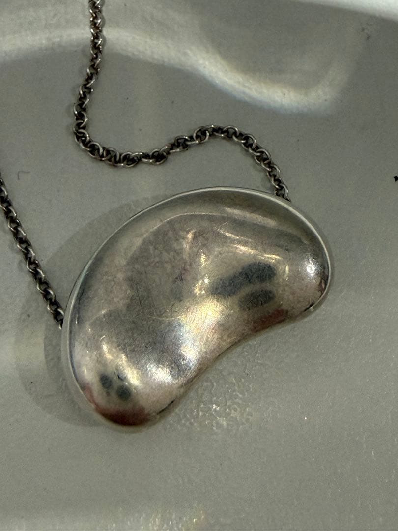 Tiffany & Co. ビーン型ペンダントネックレス