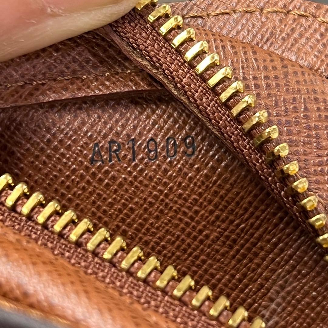 澪*様 【ダメージ品】ルイヴィトン　まとめ　ロゴ　クラッチバッグ　オルセー